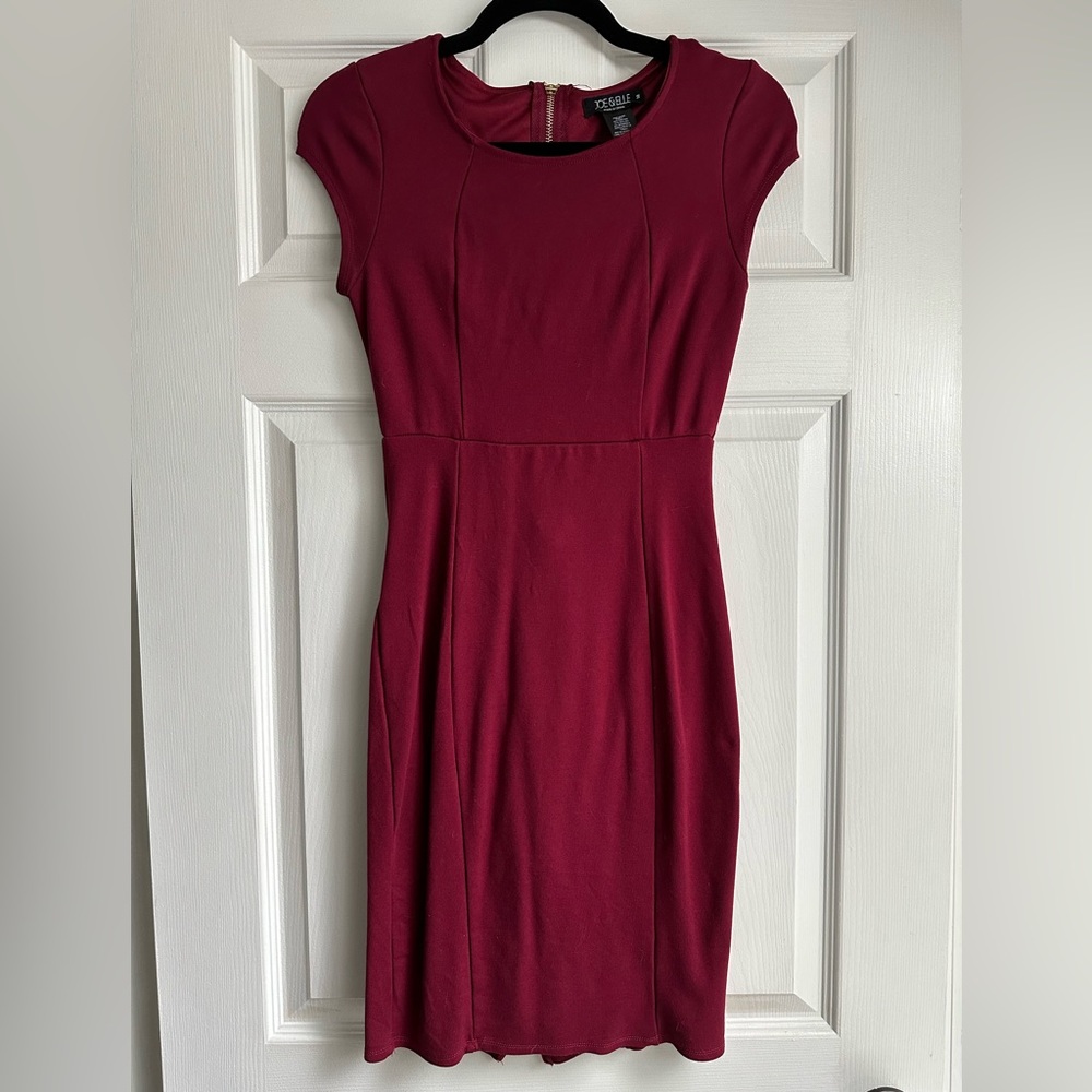 MAROON ZIP UP DRESS